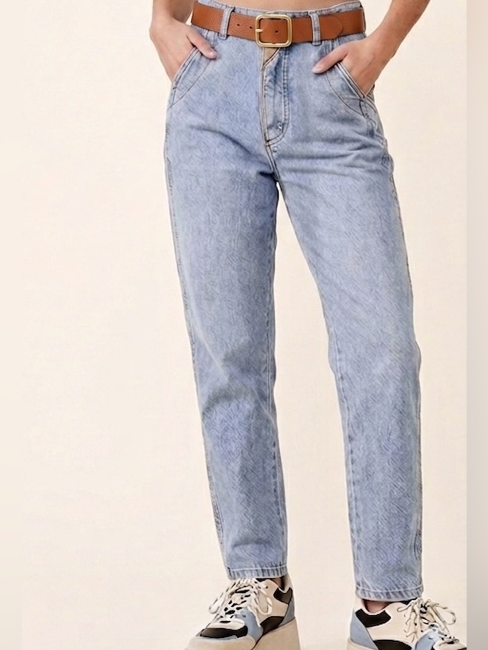 1980s Nevada Vintage  high-waisted ribcage western cowgirl denim jeans size 31